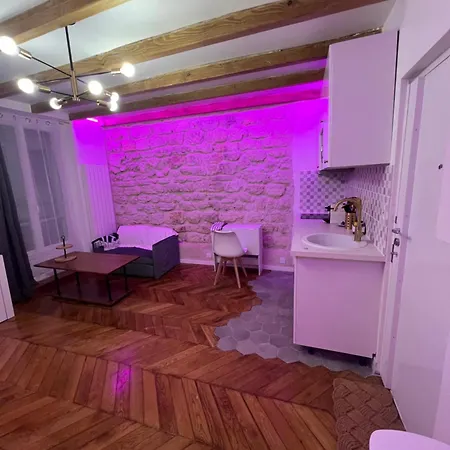 De Charme Centre 10 Min De République París