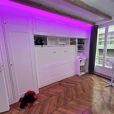 De Charme Centre 10 Min De Republique Apartment *