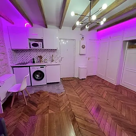 De Charme Centre 10 Min De Republique Apartment Paris